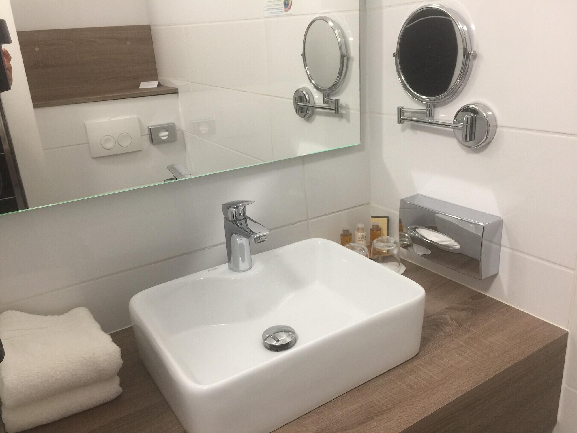Best Western Le Vauban Prades  Ngoại thất bức ảnh